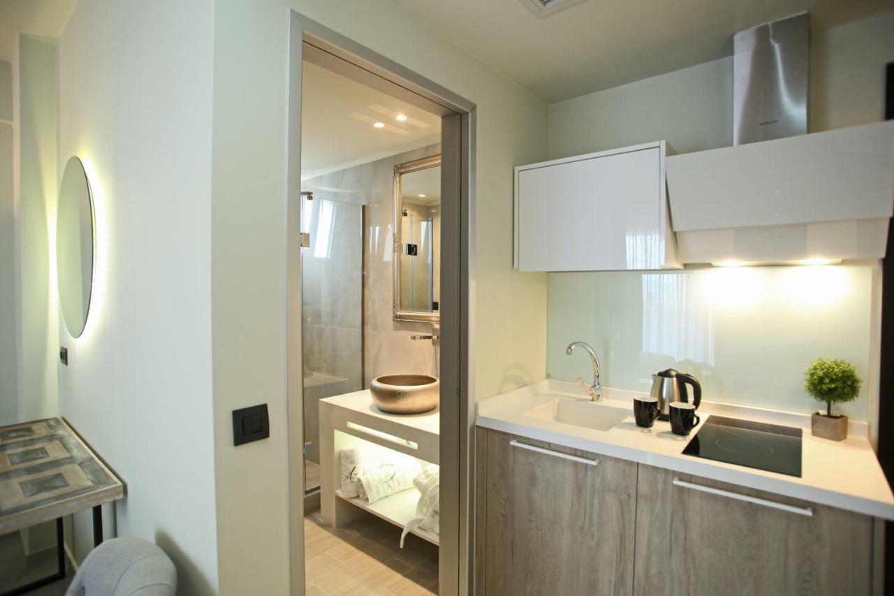 Athinais Luxury Apartments Chaniotis Dış mekan fotoğraf