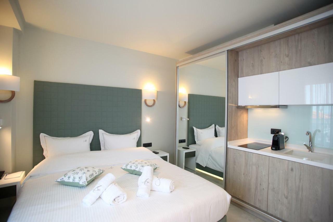 Athinais Luxury Apartments Chaniotis Dış mekan fotoğraf
