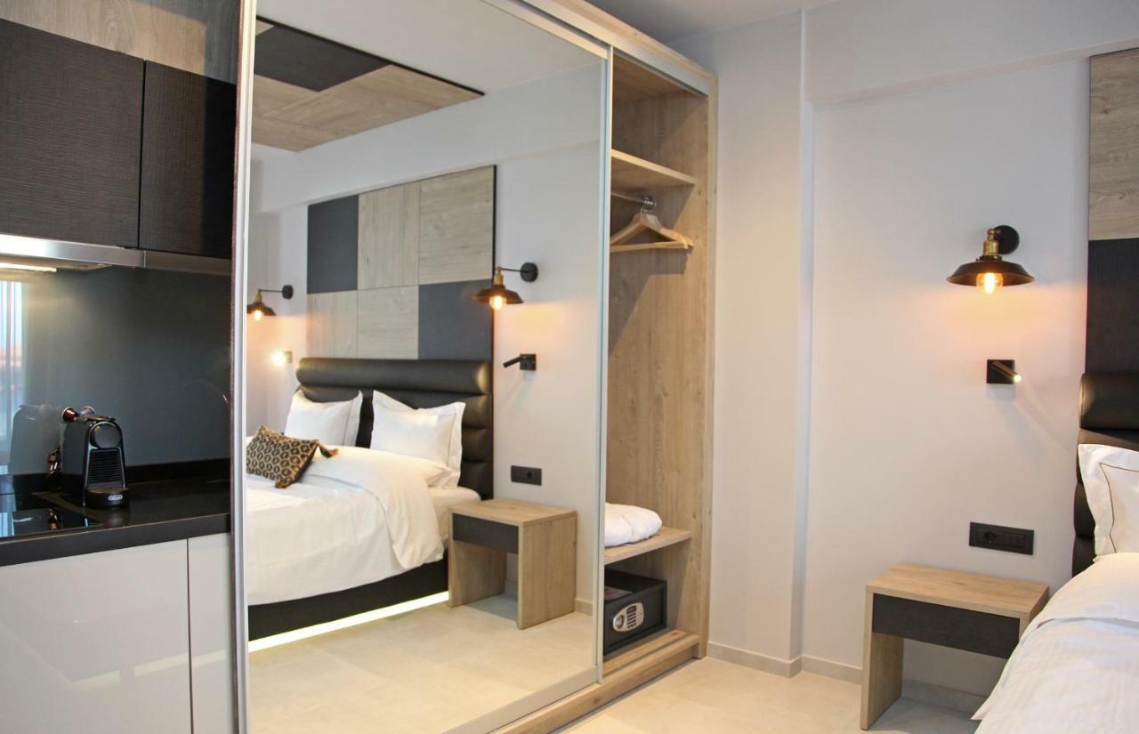 Athinais Luxury Apartments Chaniotis Dış mekan fotoğraf